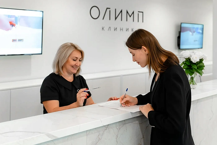 Consultation before FemTouch intimate laser rejuvenation